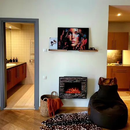 Exquisite Euphoria For 4 Guests In Apartman