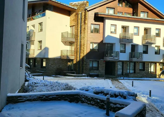 Exquisite Euphoria For 4 Guests In Appartement Borovets